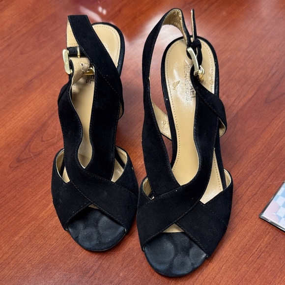 Michael kors heels size 6 // 071710 - Picture 1 of 2